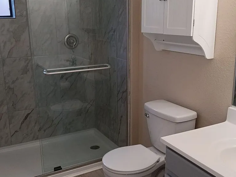 2719 Santa Cruz Ave SE — Photo 17