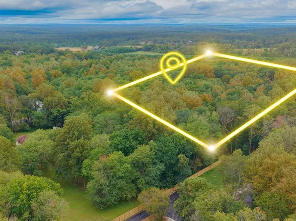 Corktree Ln, Aldie, VA 20105