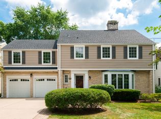 9445 Avers Ave, Evanston, IL 60203