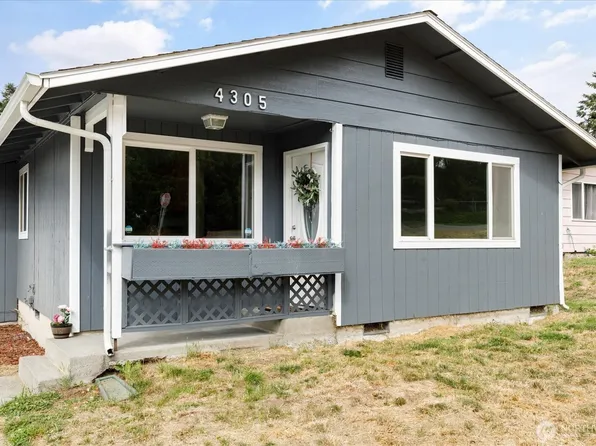 4305 Northgate Drive, Oak Harbor, WA 98277