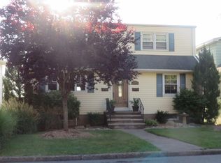 47 Pasadena Pl, Hawthorne, NJ 07506