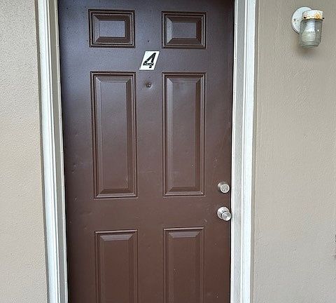 4th image of 411 S Nimbus Ave APT 4