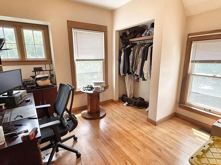 211 Prospect Ave NE #1 — Photo 9