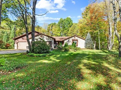 2551 Pardee Rd, Howell, MI, 48843