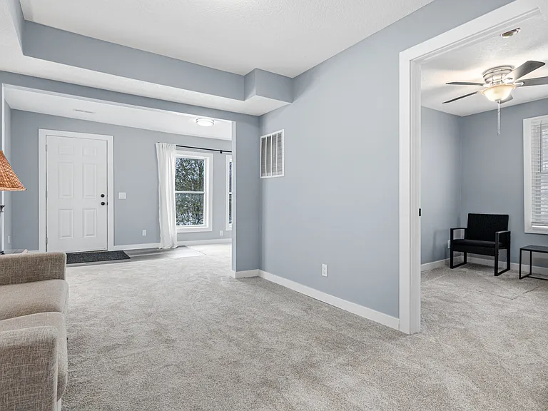 2156 Sandy Ln — Photo 25