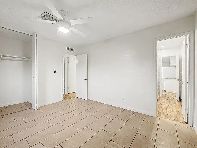 8436 E Cambridge Ave — Photo 26