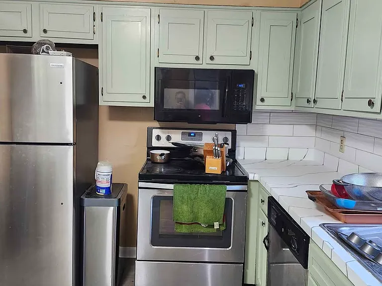 1944 Goldsmith Ln #3 — Photo 7