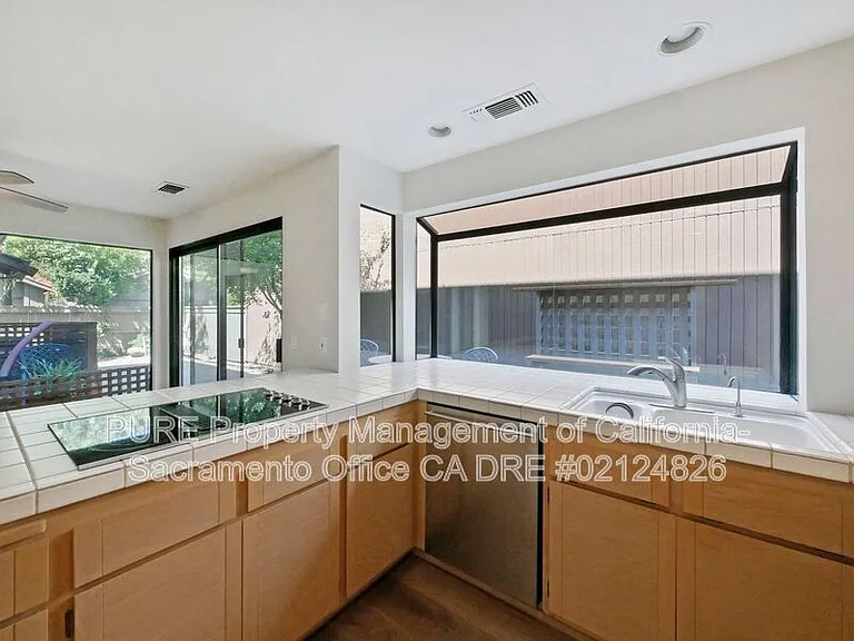 1964 Discovery Village Ln — Photo 23