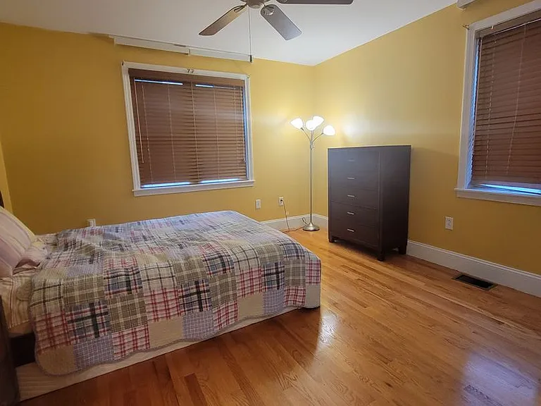 9 Elmore St #1 — Photo 18