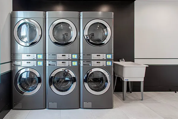 Rented by ERNY LLC | media 13