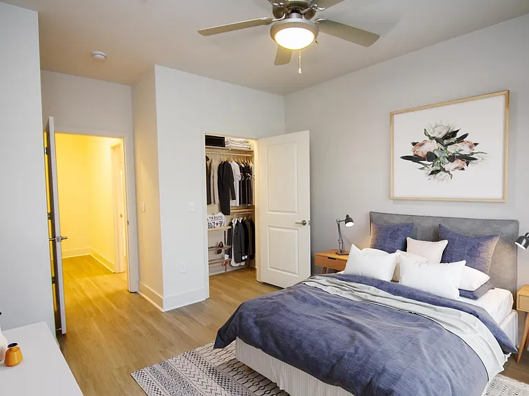 South Junction Apartments — Photo 26