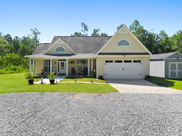 90 Percy Oneal Rd, Mc Henry, MS 39561