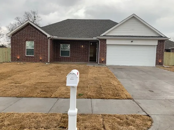 1707 Wright St, Greenville, TX 75401