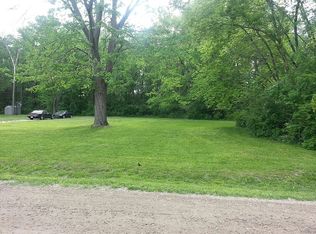 22185 Averhill St, Farmington Hills, MI 48336