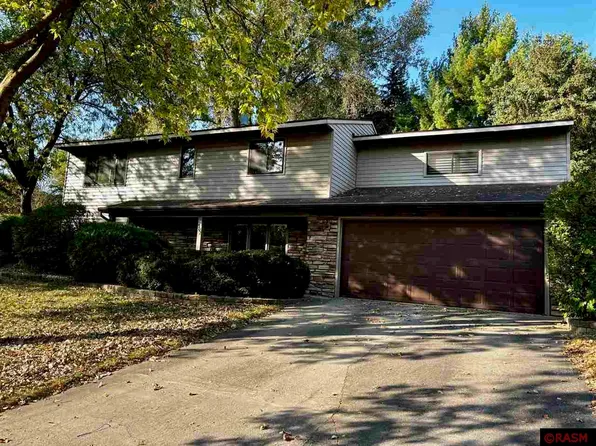 502 Sioux Ln, Saint Peter, MN 56082