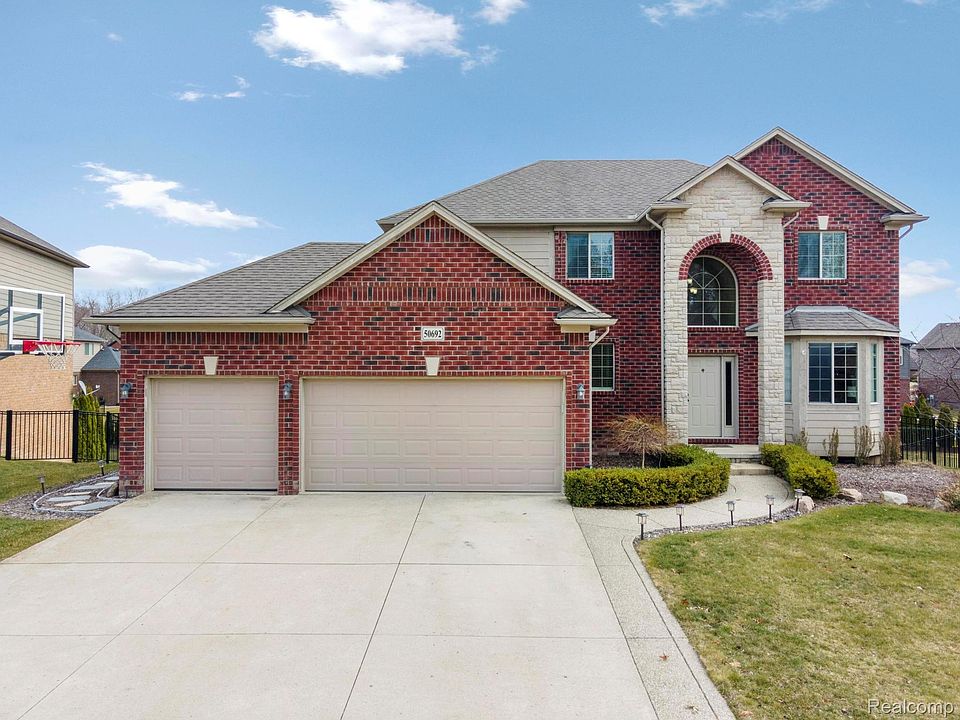 1st image of 50692 Pinnacle Woods Ln