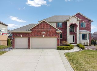 50692 Pinnacle Woods Ln, Macomb, MI 48042