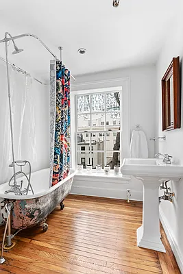 Sold by Compass | media 50