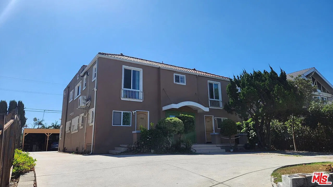 1 bed, 1.0 bath, 750 sqft, $2,100 — Photo 1