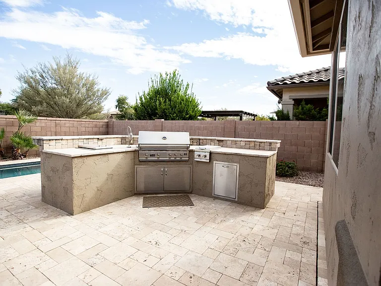 6331 S Fresno St — Photo 21