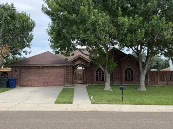 2005 Durango Ave, Laredo, TX 78046