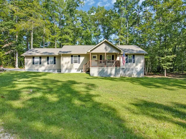 122 Jay Loop, Jamestown, TN 38556