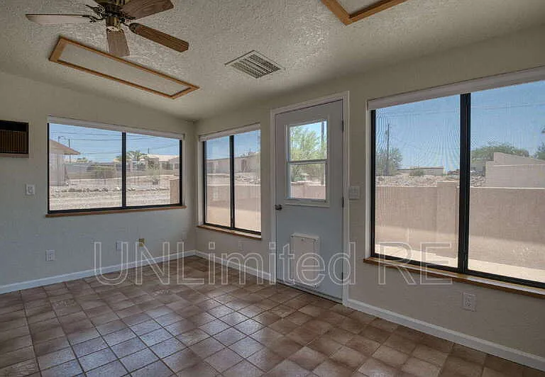 2512 Cisco Dr S — Photo 30