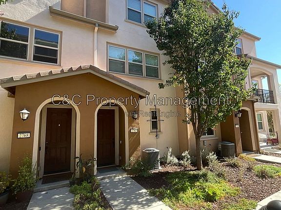 2nd image of 2762 Ferrara Cir