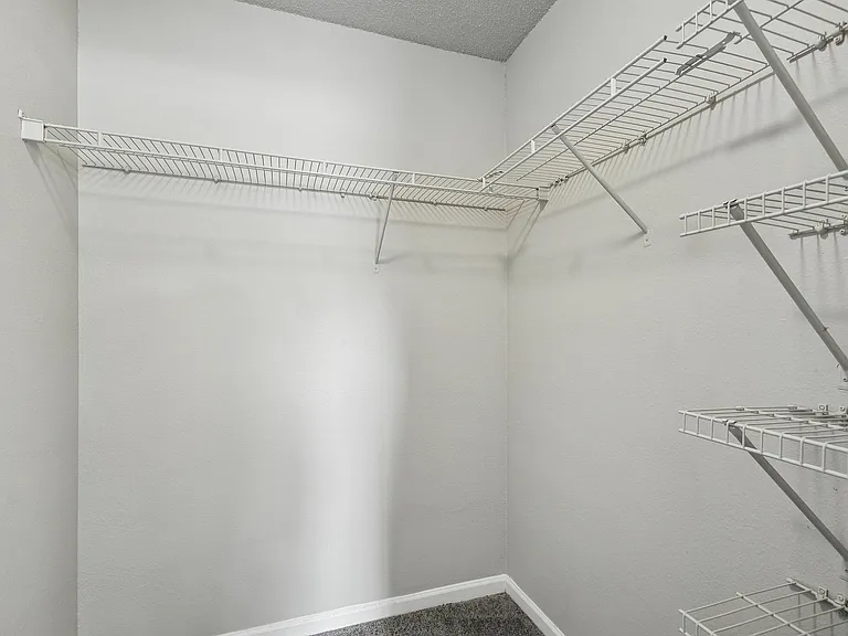 Walk-in Closets