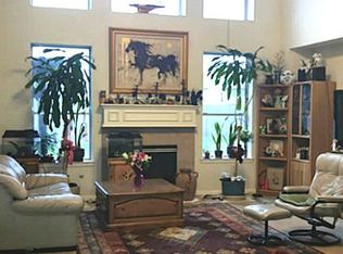 3608 W Pine Orchard Dr, Pearland, TX 77581