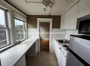 9 Catell St APT 8, Bangor, ME 04401