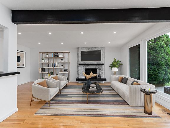 5th image of 23 Gillingham Cres