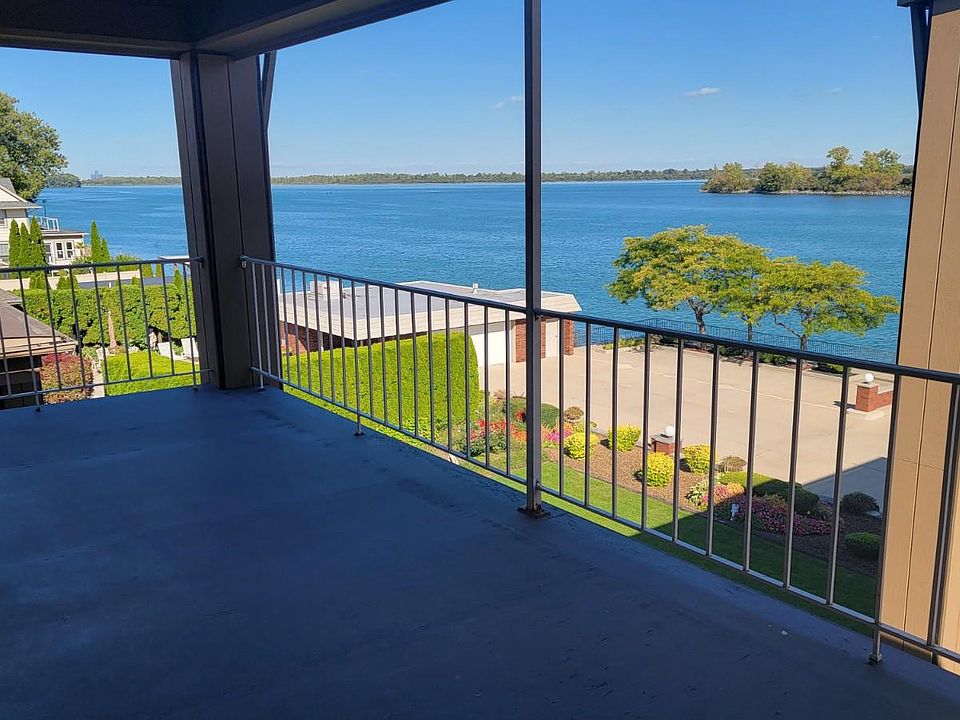 20 x 12 balcony