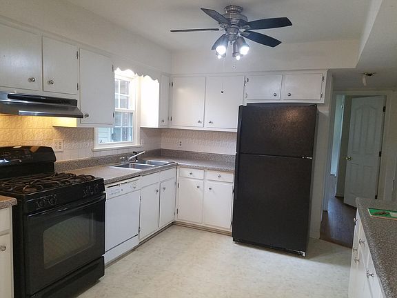 Kitchen with plenty of counter space and cabinets.