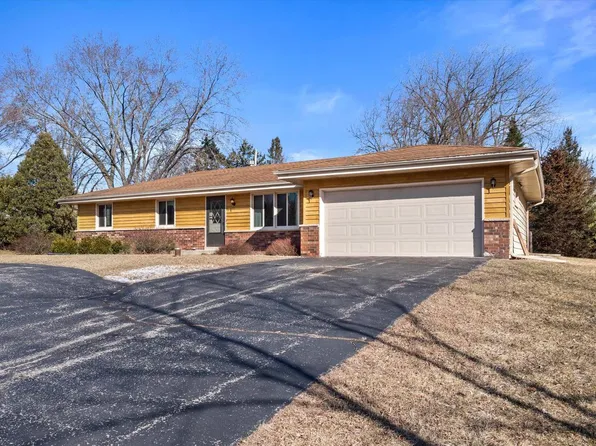 W232S8790 Bronk DRIVE, Big Bend, WI 53103