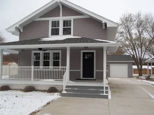 109 S Main St, Lake View, IA 51450