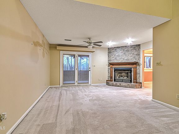 3rd image of 248 Willowbend Dr #248