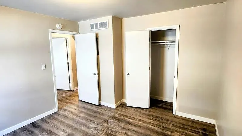 3 bed, 1000 sqft, $1,250 — Photo 4