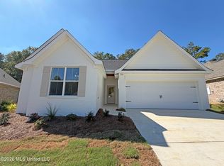 220 Anderson Oaks Dr, Pearl, MS 39208