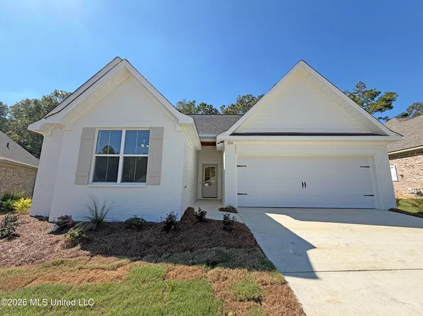 220 Anderson Oaks Dr, Pearl, MS 39208
