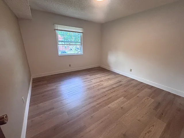 3250 Oneal Cir #C24 — Photo 12