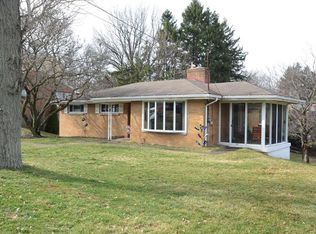 6 Robin Rd, Mc Kees Rocks, PA 15136