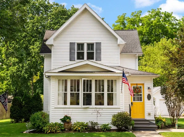 217 Randolph St, Walworth, WI 53184