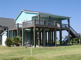 930 S Tinkle Ln, Crystal Beach, TX 77650