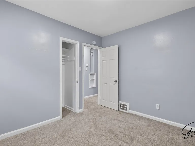 10644 Stratman St — Photo 15