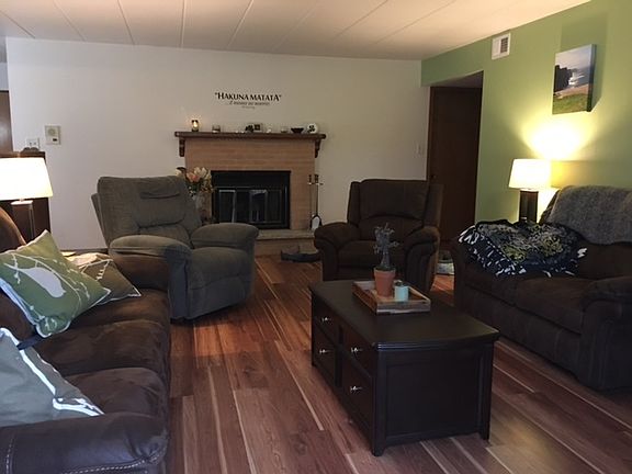 3rd image of 11030 S Theresa Cir APT 1C