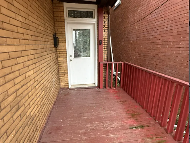 7656 Highland Ave — Photo 3