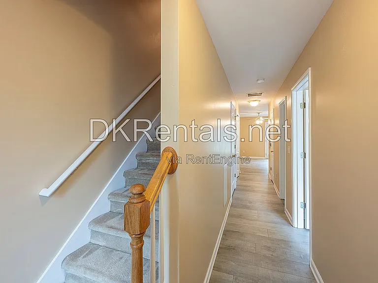 7712 Autry Cir #408 — Photo 2