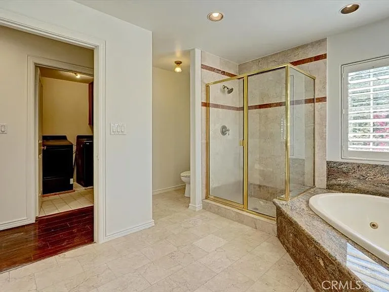 5224 Woodlake Ave — Photo 33