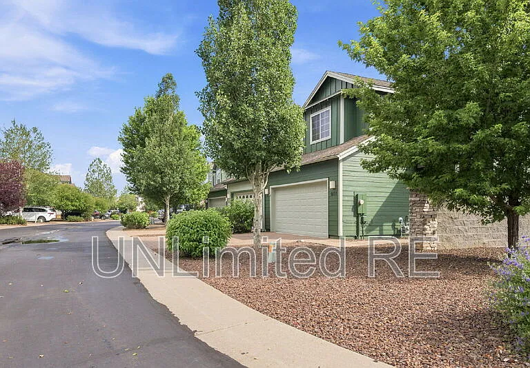 9132 W Arden Ln — Photo 6